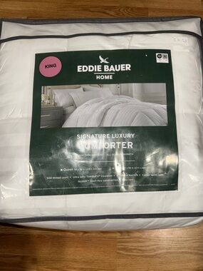 Eddie Bauer White Comforter with Gray Trim - Signature Luxury